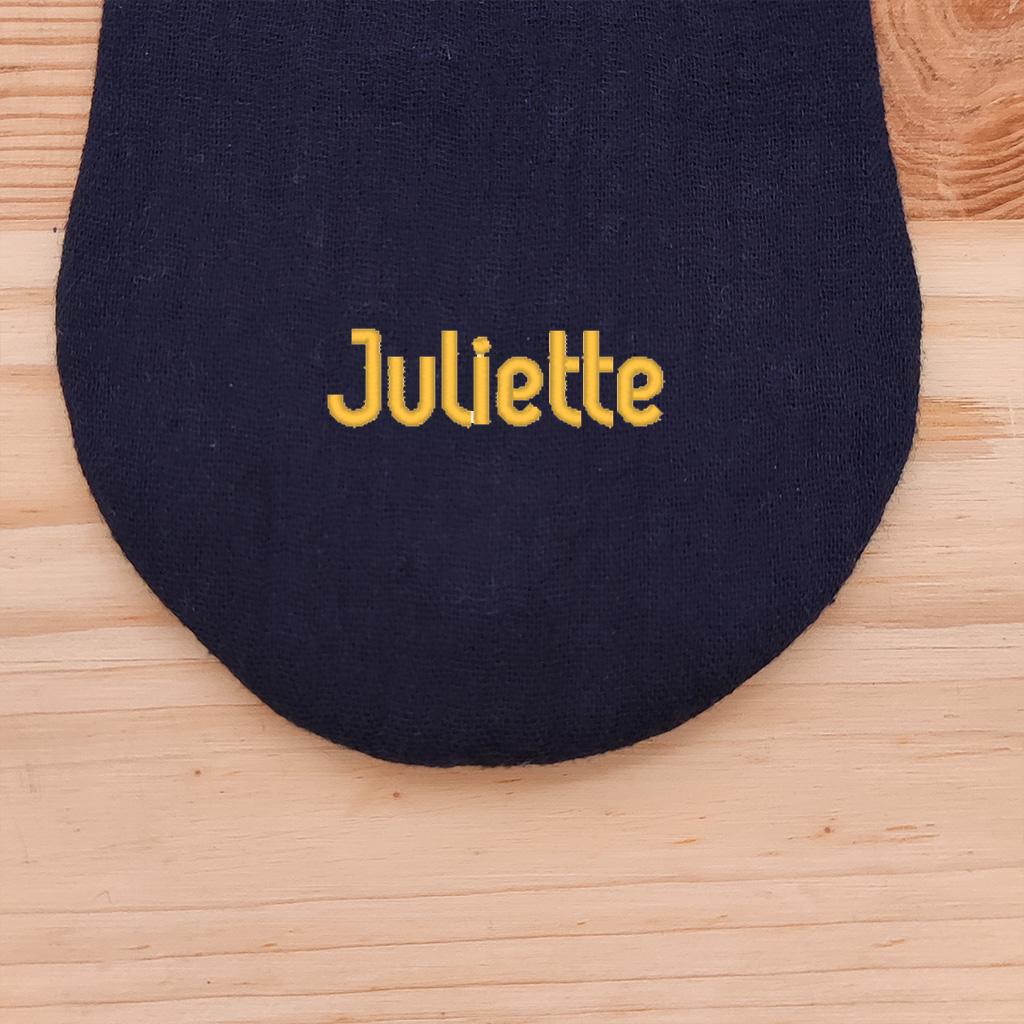 Découvrez notre doudou d'aide à la séparation Juliette la Chouette personnalisable avec le prénom de votre petit pour un cadeau original et utile.