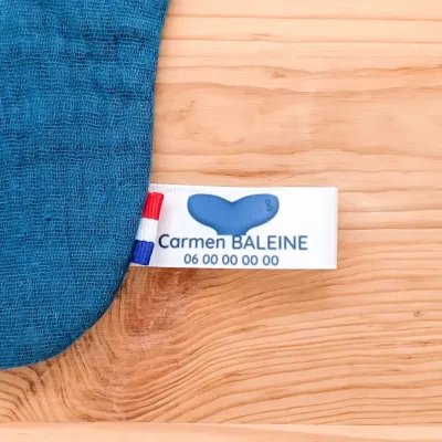 Étiquettes personnalisées pour doudous perdus avec texte et numéro de téléphone. Motif Baleine. Retrouvez rapidement le doudou égaré !