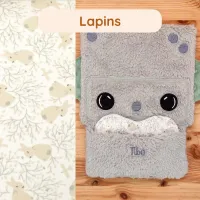 Tibo le Robot et son coussinet Lapins, un doudou original, unique et apaisant conçu pour rassurer bébé en conservant l’odeur des parents.